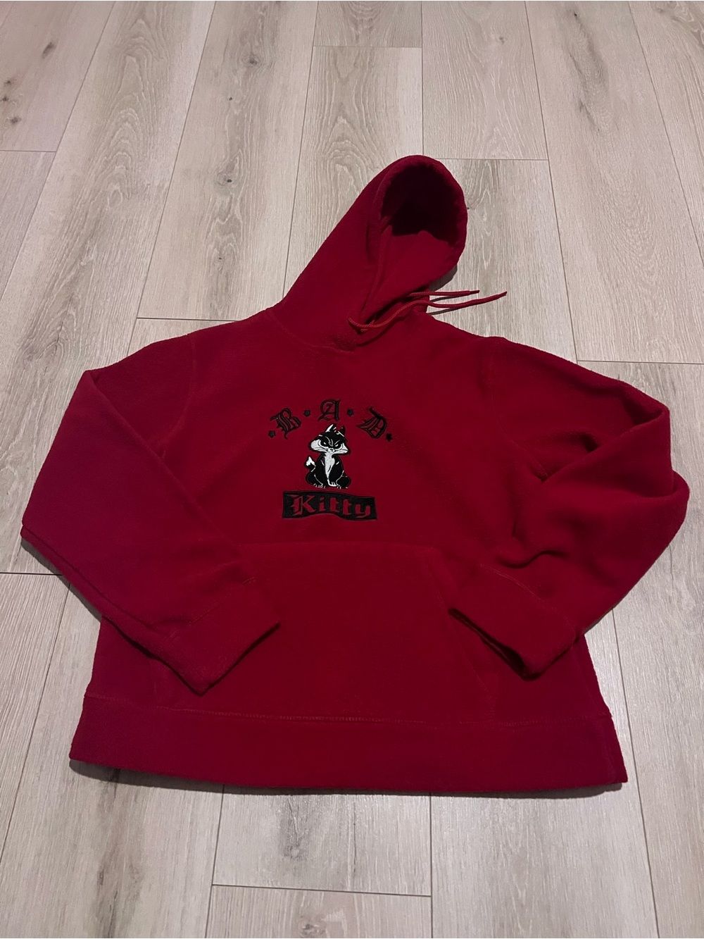 Red 'Kitty' Graphic Hoodie - Women's Pullover